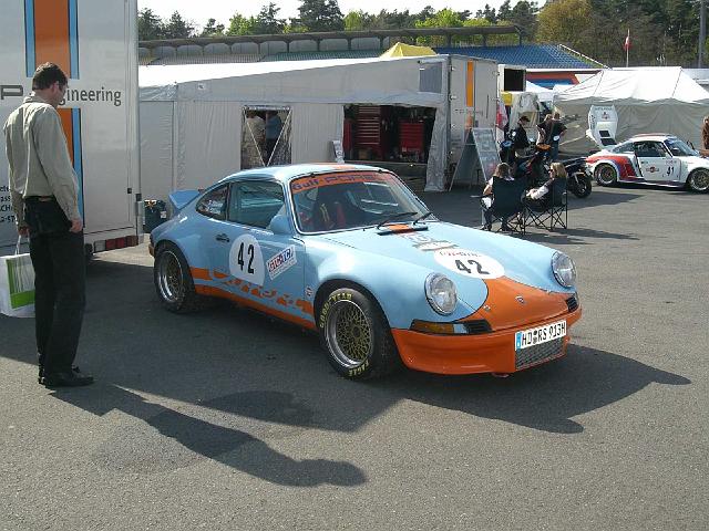Ein Gulf Porsche in der Box_.jpg